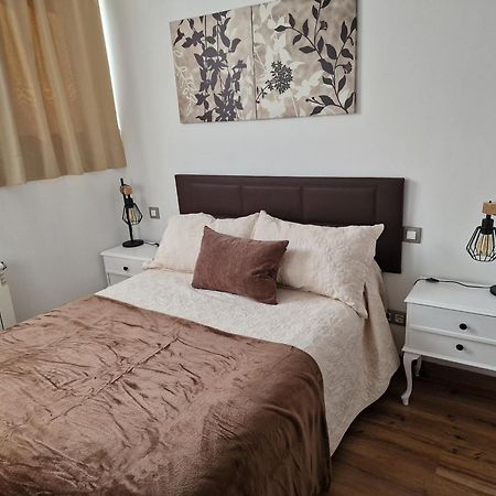 Apartamento con jardín y barbacoa Onís Exterior foto