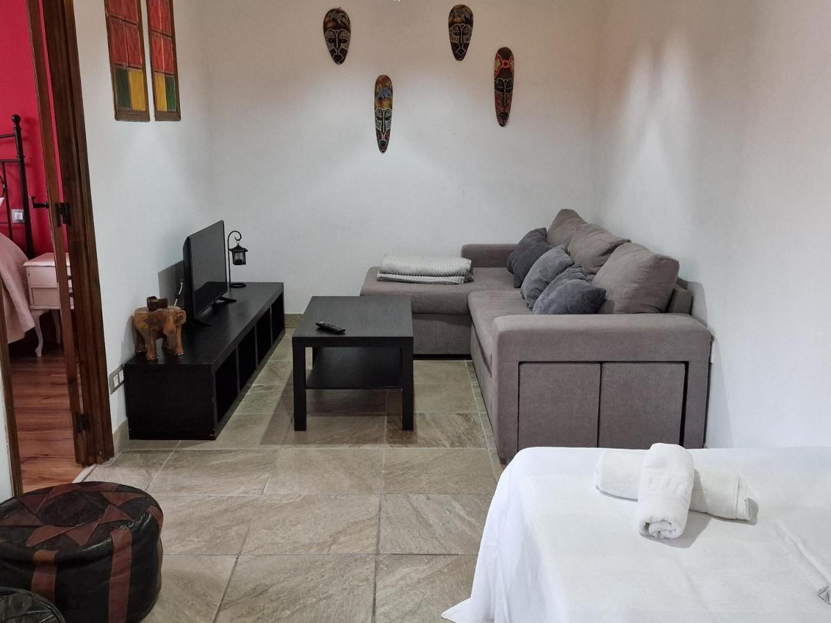 Apartamento con jardín y barbacoa Onís Exterior foto